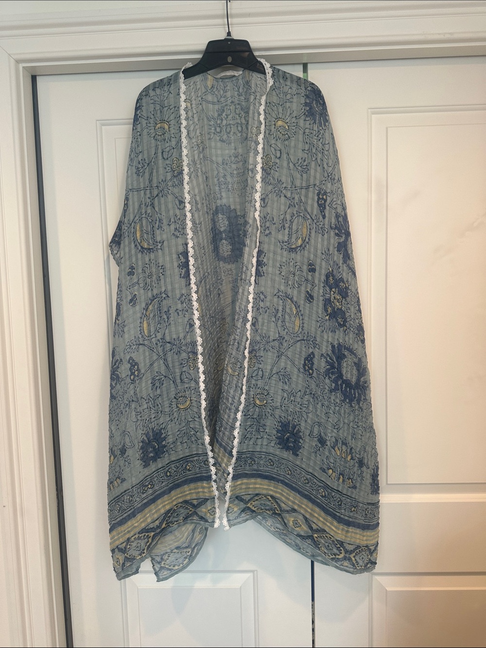 Lucky Brand Sheer Floral Kimono - Light Blue & White